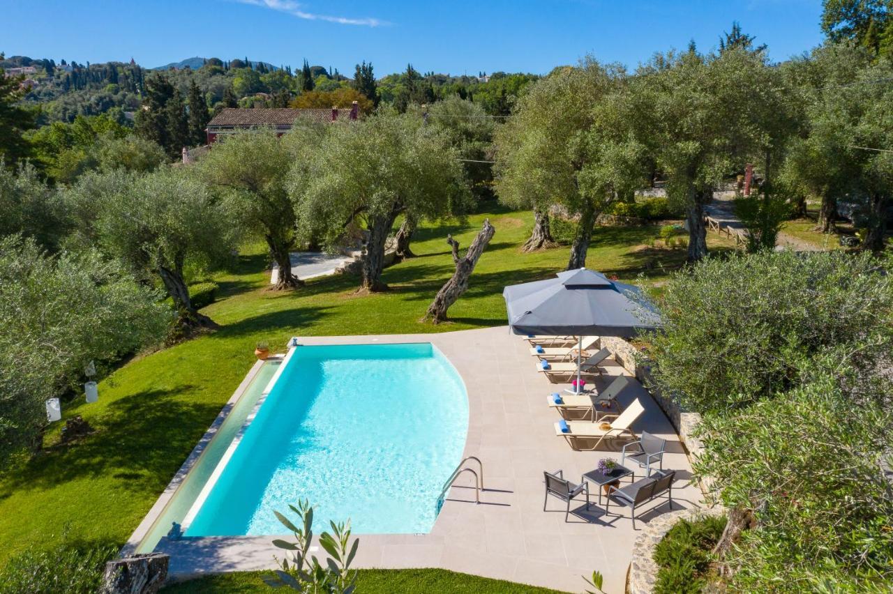 Triklino Estate *