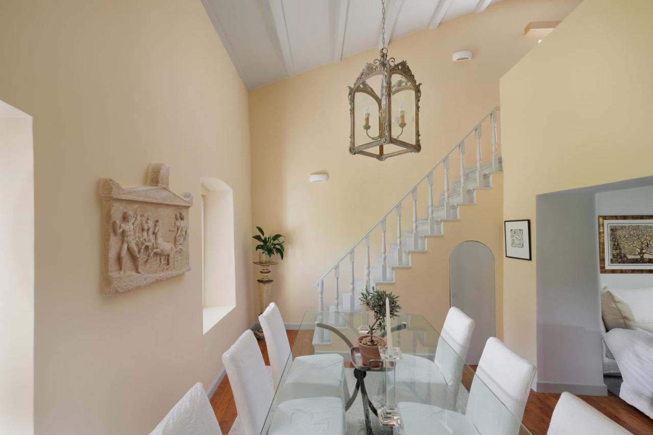 Triklino Estate