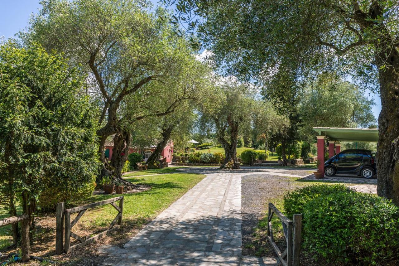 Triklino Estate Villa Áfra