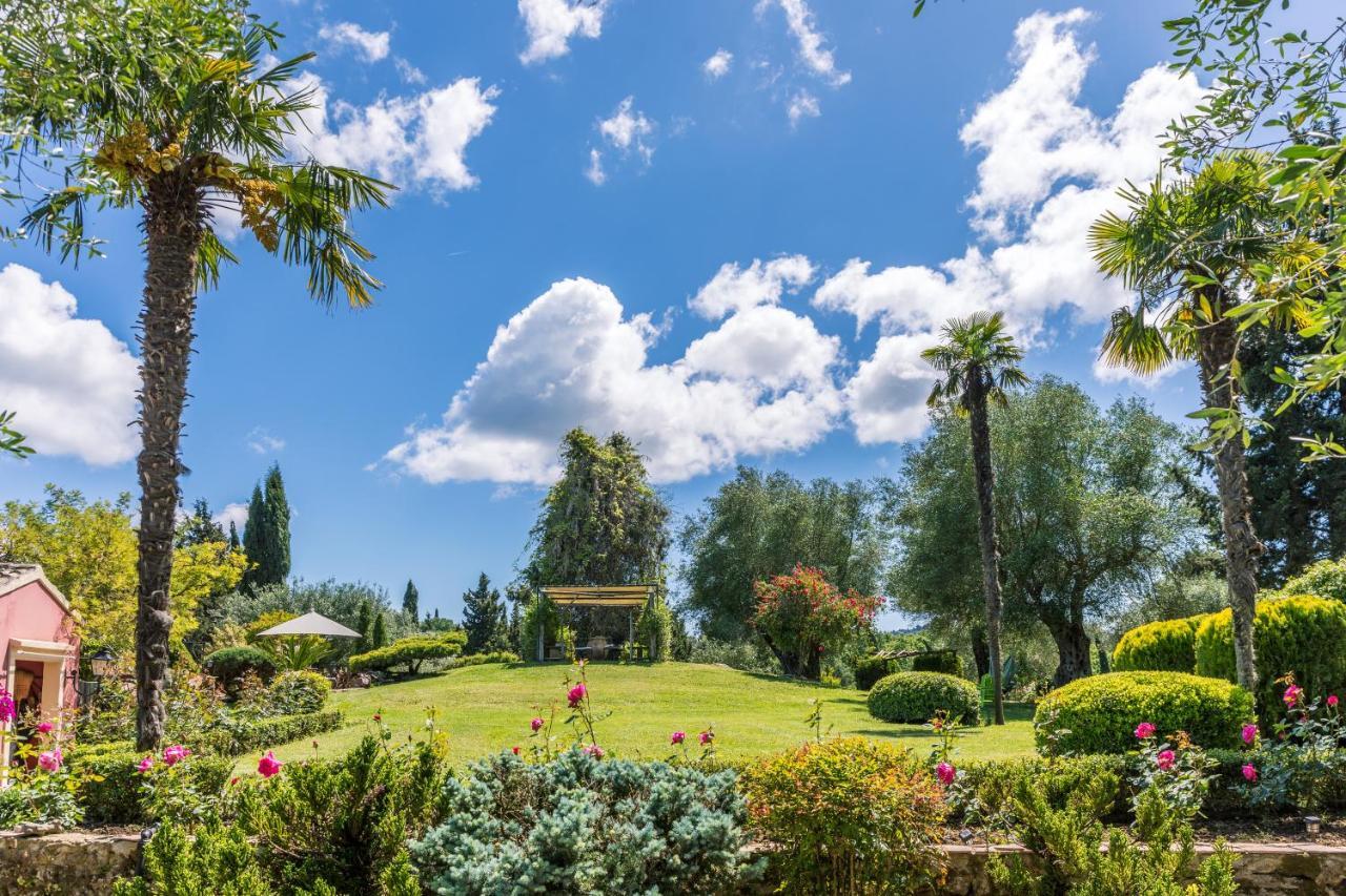Triklino Estate Villa